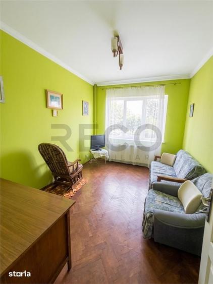 Apartament cu 4 camere în Cantemir