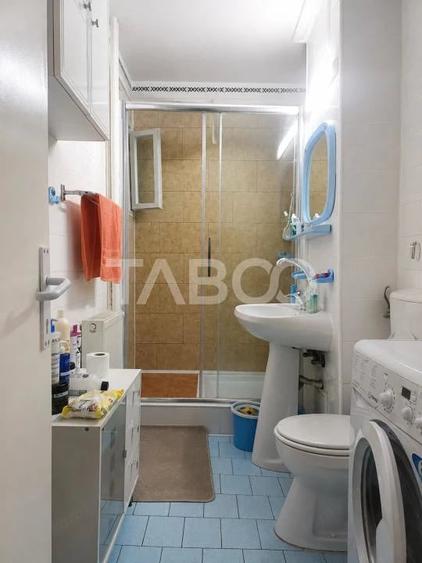 Apartament cu 4 camere de vanzare la etajul 1 in zona Vasile Aaron - 4