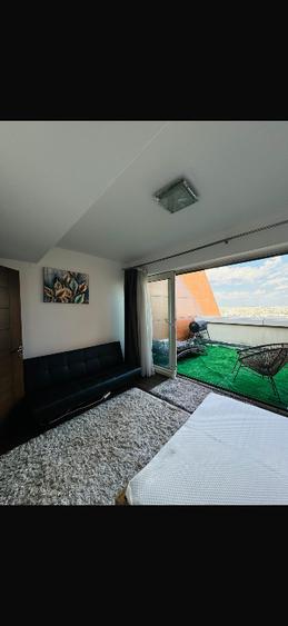 Apartament cu 3 camere nedecomandat în Dristor