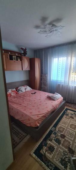 Apartament cu 2 camere decomandat în Sud