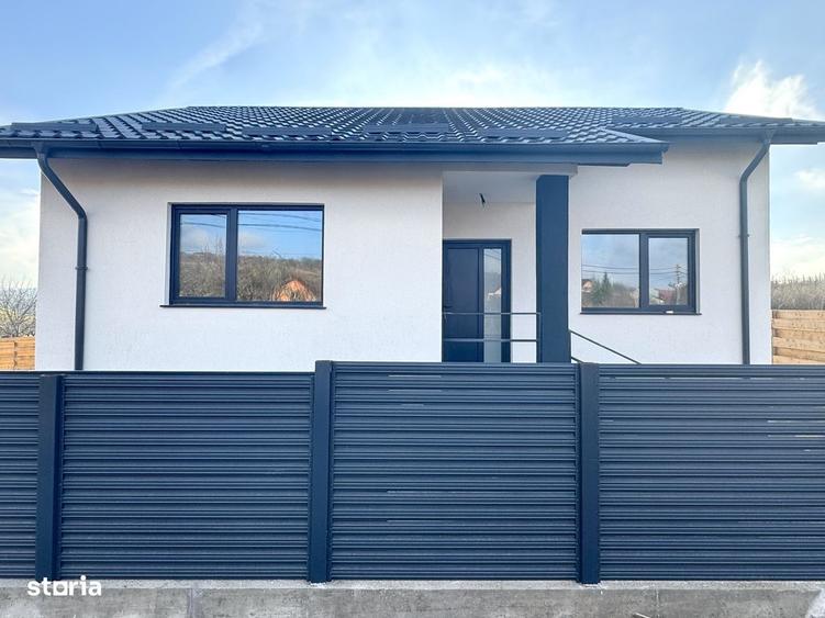 Casă cu 3 camere cu Teren 420 Mp în Tomești