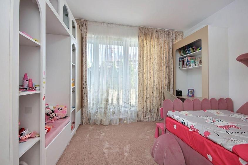 Apartament cu 5 camere decomandat, mobilat în Floreasca