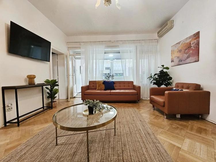 Apartament cu 4 camere semidecomandat în Dorobanți