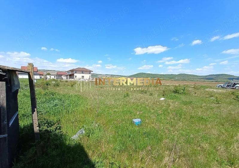 Teren Construcții intravilan de 437 mp, în Micești