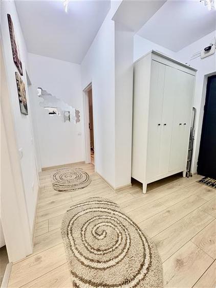Apartament cu 2 camere decomandat, mobilat în Palas