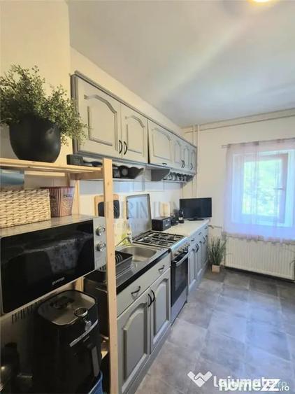 Apartament cu 2 camere semidecomandat în Dâmbovița