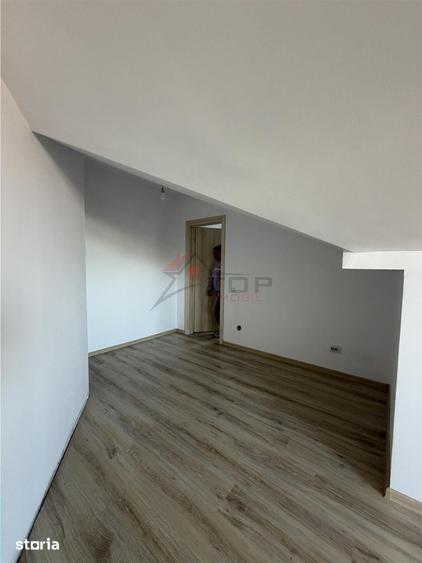 Apartament cu 3 camere decomandat în Cug