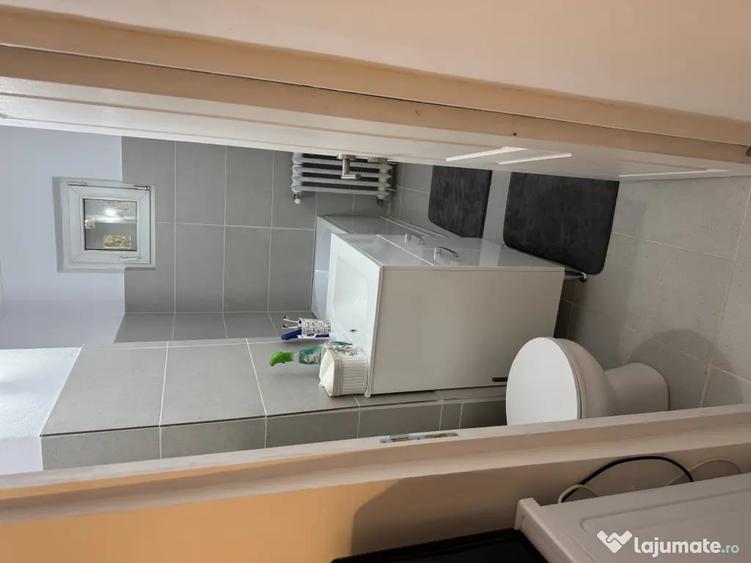 Apartament cu 2 camere semidecomandat în Dacia