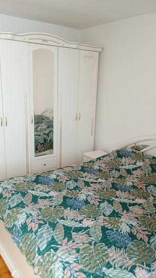 Apartament cu 2 camere decomandat în Precista