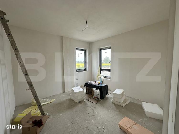 Apartament cu 3 camere în Micro 17