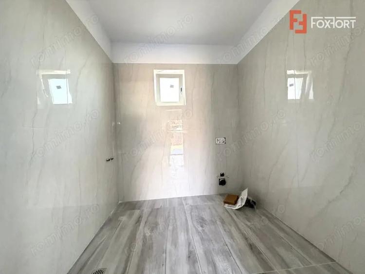 Casă cu 3 camere cu Teren 290 Mp în Sânandrei