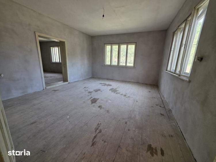 Casa cu teren generos - 3