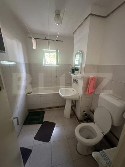 Apartament decomandat cu 3 camere, 78 mp, zona Carpati 2 - 8