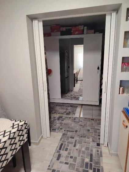 Apartament cu 2 camere decomandat în Ștefănești