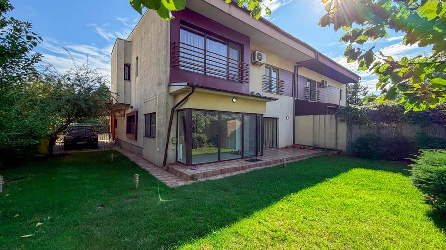 Duplex cu 5 camere cu Canalizare în Pipera