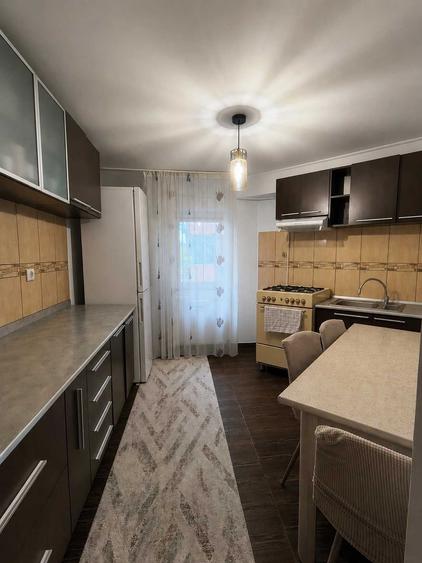 Apartament cu 2 camere decomandat în Gară