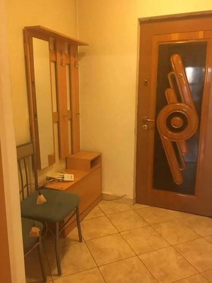 Garsonieră decomandată în Take Ionescu