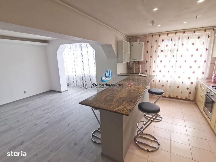Apartament cu 2 camere decomandat în Sud