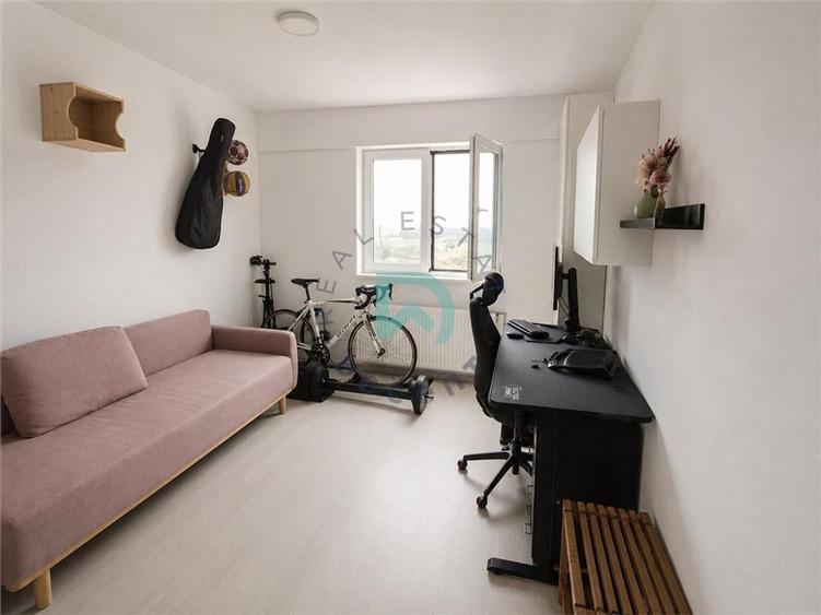 Apartament cu 3 camere decomandat în Triaj