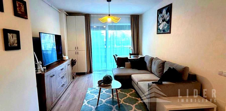 Apartament cu 2 camere semidecomandat, mobilat în Gheorgheni