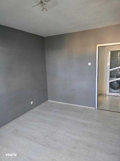 Apartament cu 3 camere în Basarabia