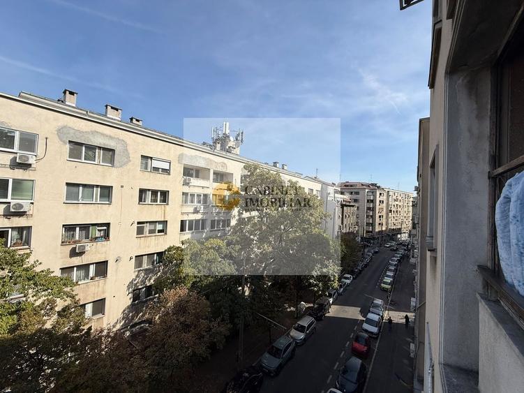 Garsonieră decomandată, mobilată în Cișmigiu