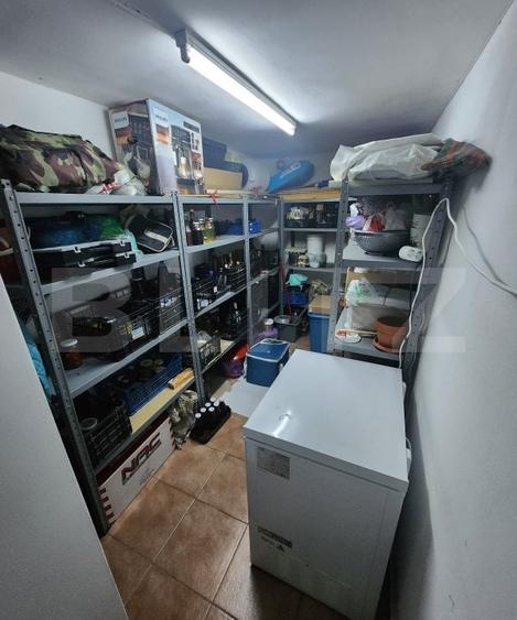 Duplex cu 5 camere semidecomandat cu Canalizare în Florești