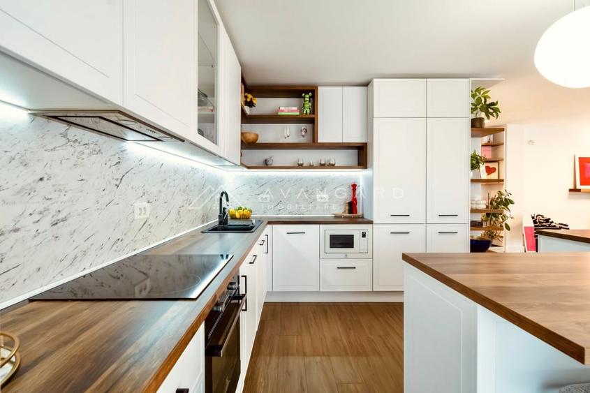 Penthouse cu 3 camere semidecomandat, mobilat în Gheorgheni