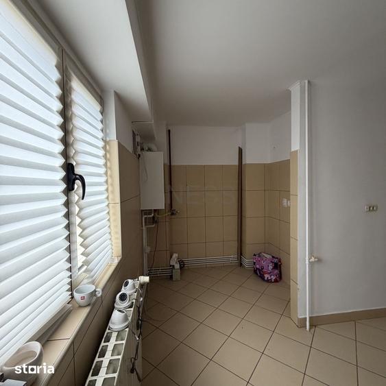 Apartament cu 3 camere decomandat în Decebal