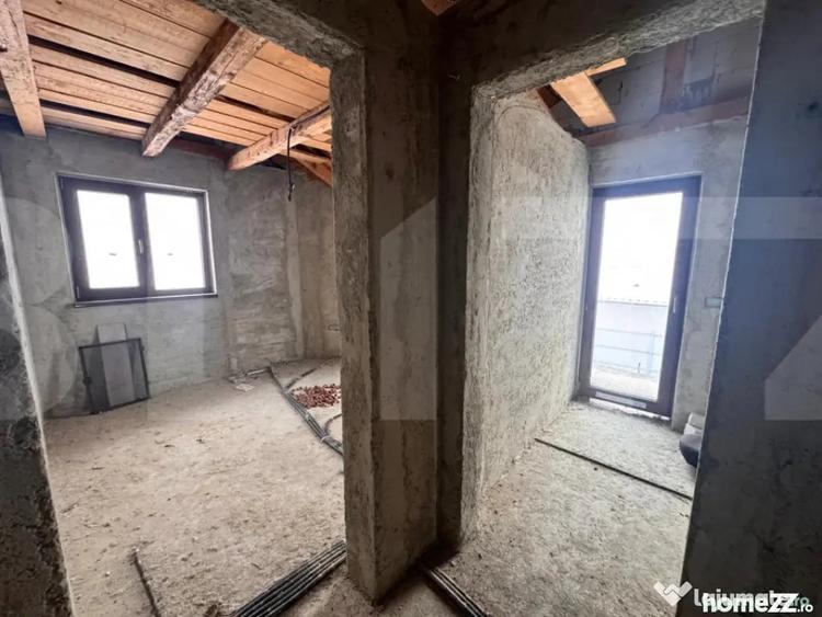 Casă cu 4 camere cu Teren 1000 Mp în Central