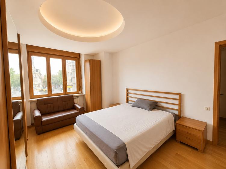 Apartament cu 3 camere decomandat în Moșilor