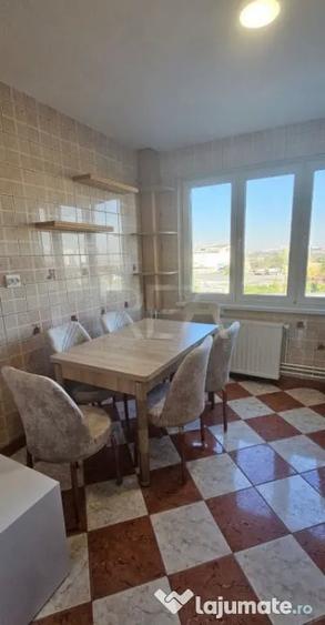 Apartament cu 5 camere decomandat în Pantelimon