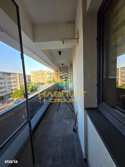 Apartament cu 3 camere în Apărătorii Patriei