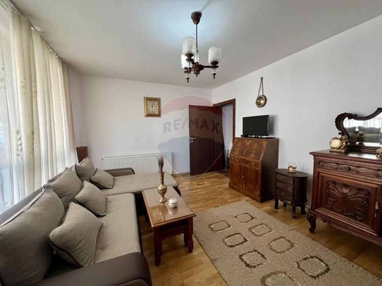 Apartament cu 2 camere decomandat, mobilat în Țiglari