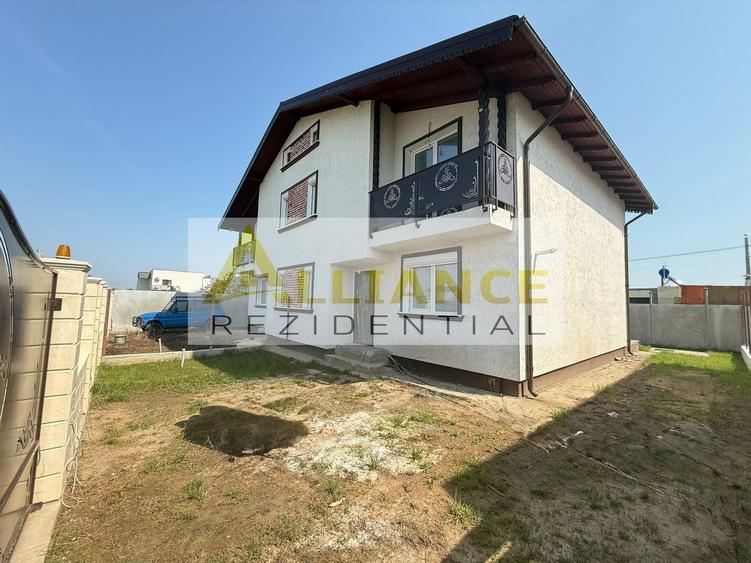 Casă individuală cu 3 camere cu Canalizare în Berceni