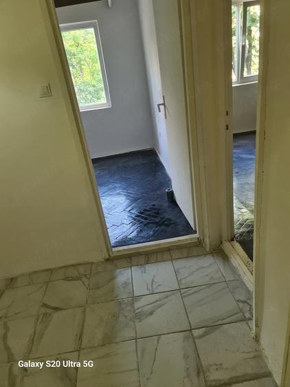 Apartament cu 3 camere decomandat în Circumvalațiunii