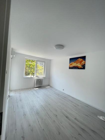 Apartament cu 2 camere decomandat în Rahova