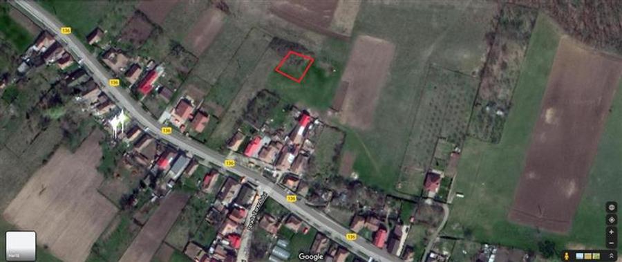 Teren intravilan de 1750 mp, în Remetea