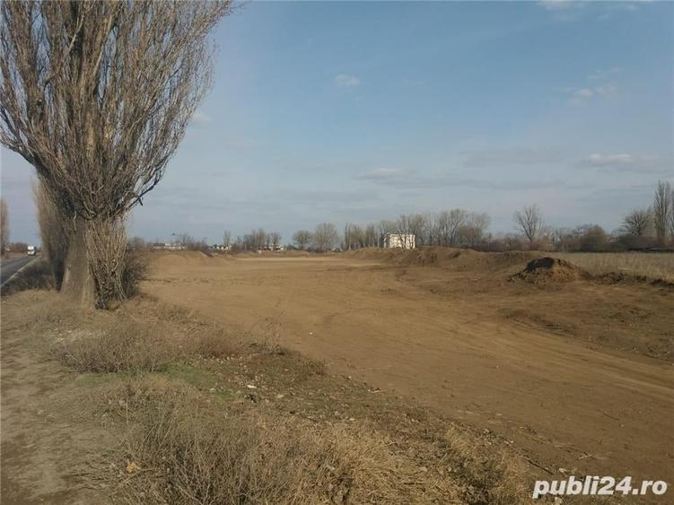 Teren de 9800 mp, în Nord