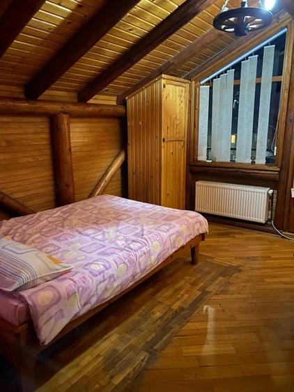 Casă cu Teren 121 Mp în Central