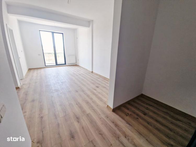 Garsonieră decomandată în Lumina