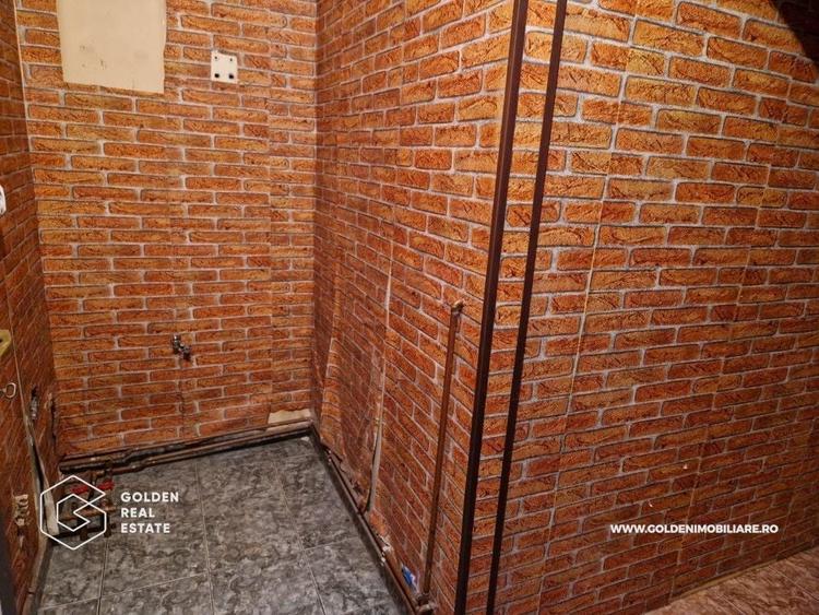 Apartament cu 3 camere semidecomandat în Ultracentral