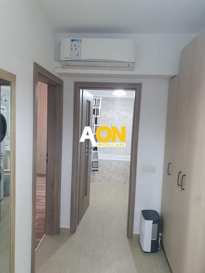 Apartament cu 3 camere decomandat în Cetate