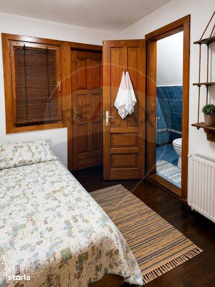 Casă cu 5 camere cu Teren 400 Mp în Bunloc