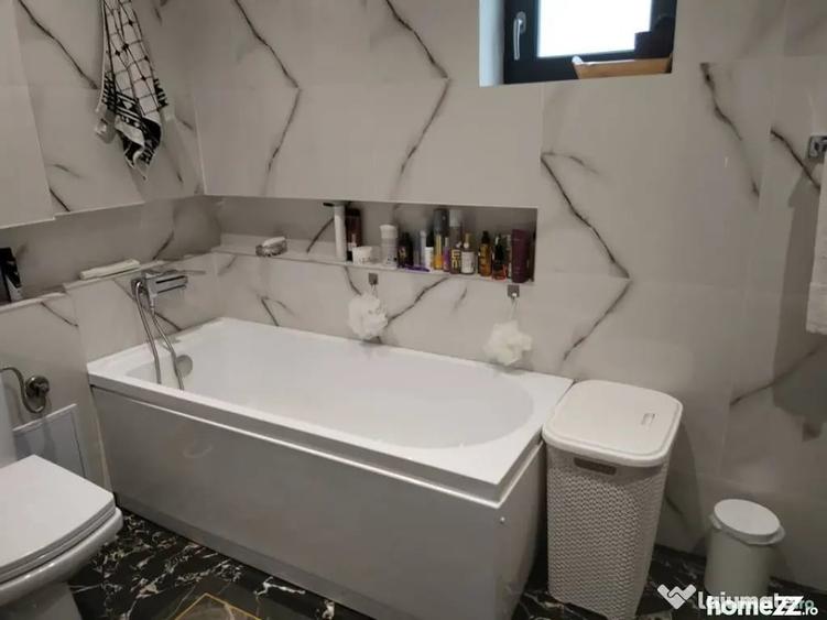Casă cu 5 camere cu Teren 850 Mp în Firiza