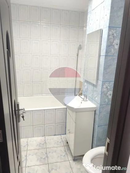 Apartament cu 2 camere semidecomandat în Lacul Tei