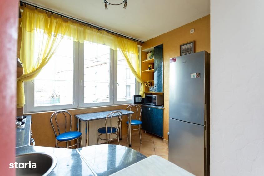 Apartament cu 3 camere decomandat în Central