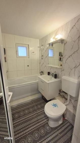 Apartament cu 3 camere, mobilat în Eremia