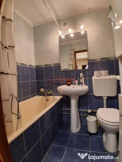 Apartament cu 4 camere decomandat în Berceni
