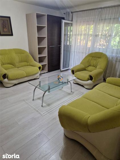 Apartament cu 3 camere decomandat în Șagului
